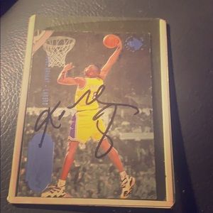 Kobe signed card